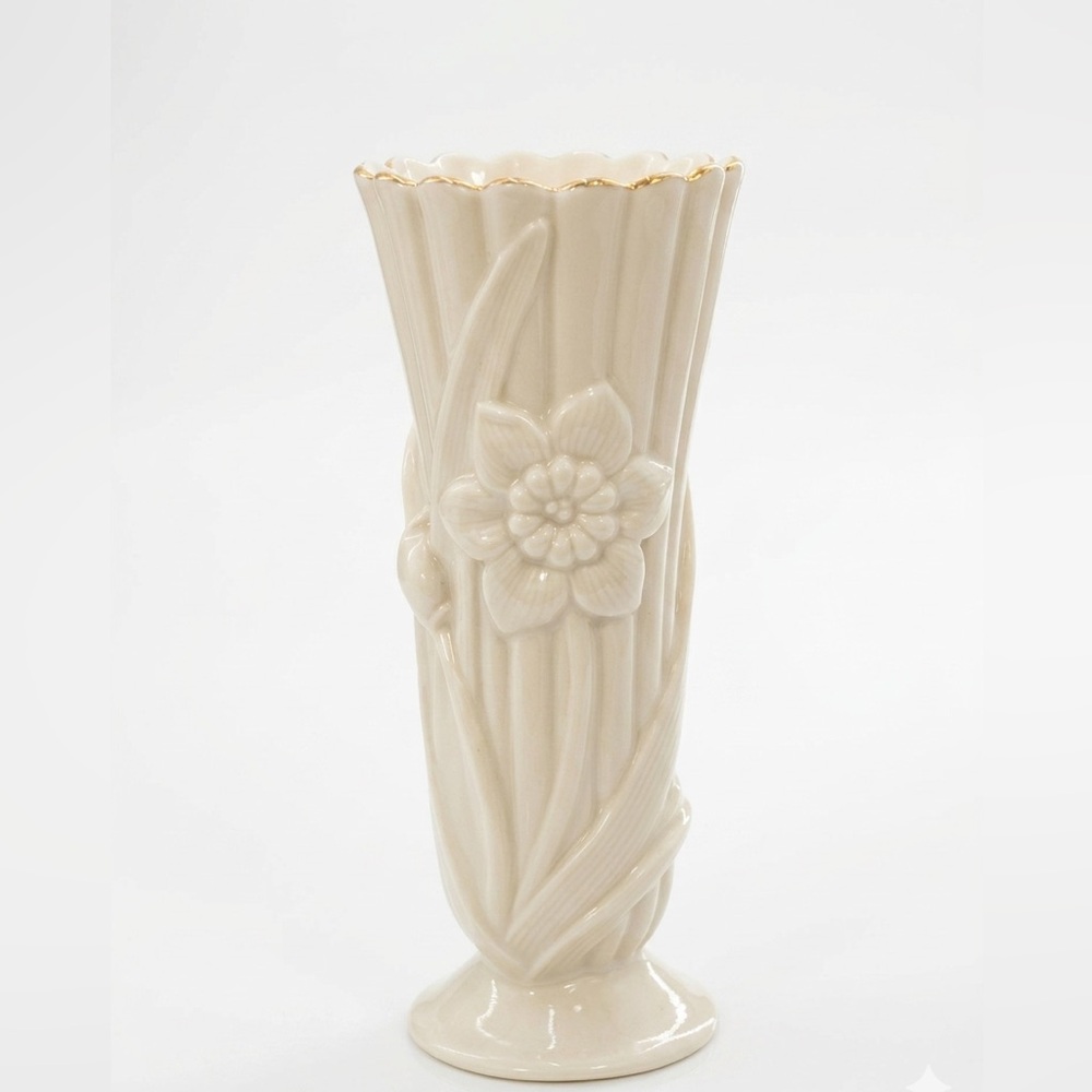 Lenox Ivory Daffodil Bud Vase 24K Gold Trim, Fine Porcelain, 5.5”